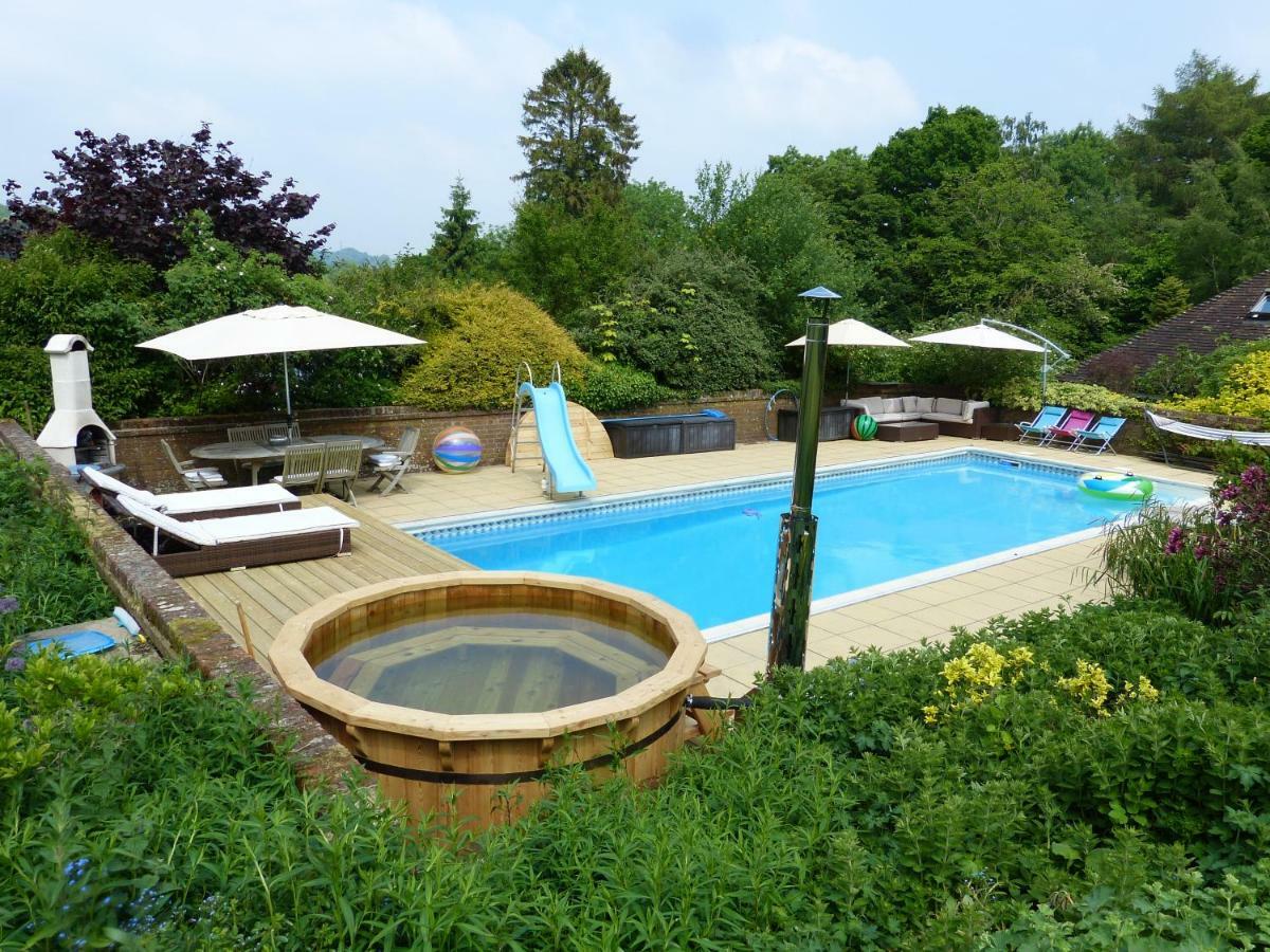 Vila The Limes Country House With Heated Pool & Hot Tub Great Missenden Exteriér fotografie